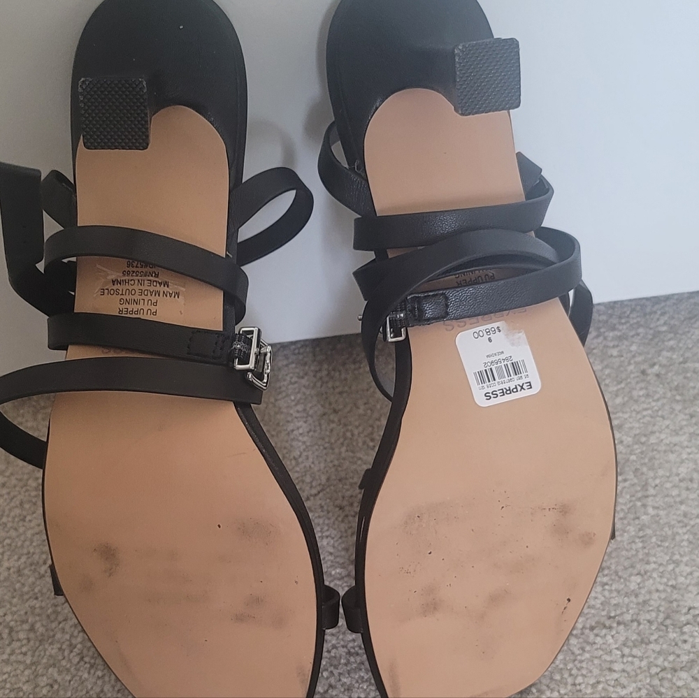 Sandals - Picture 2 of 2
